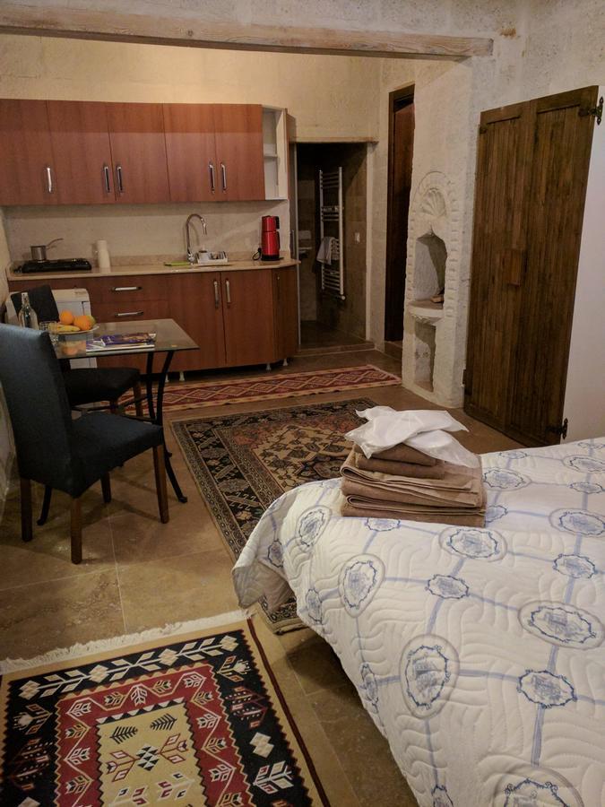 Sendian-Guesthouse (Adults Only) Аванос Экстерьер фото